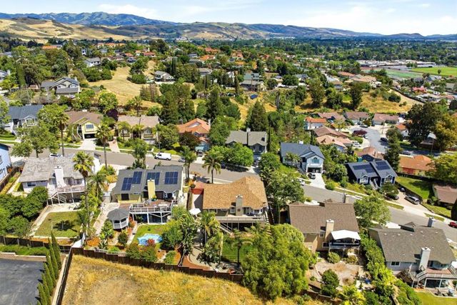 157 Knightshaven Way, San Jose, CA 95111