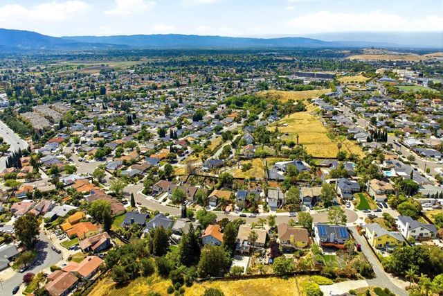 157 Knightshaven Way, San Jose, CA 95111