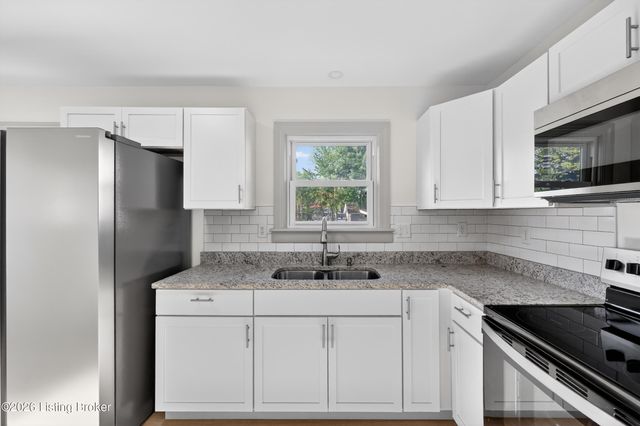 4908 Greenwood Rd, Louisville, KY 40258