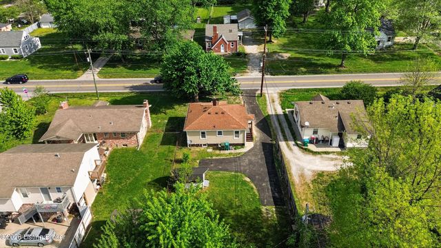 4908 Greenwood Rd, Louisville, KY 40258
