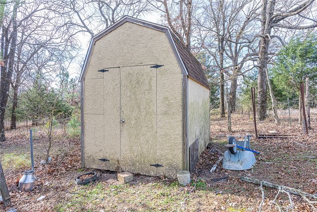 14463 Friendship Church Road, West Fork, AR 72774