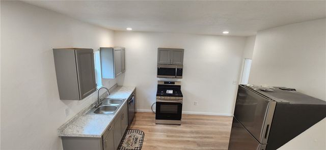 105 Davis St, Millvale, PA 15209