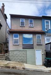 105 Davis St, Millvale, PA 15209