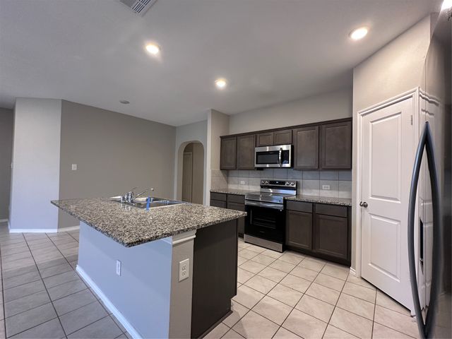 1710 Yale Street, Farmersville, TX 75442