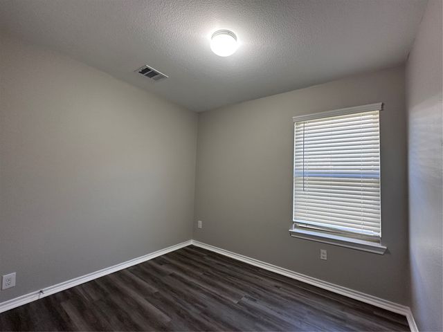 1710 Yale Street, Farmersville, TX 75442