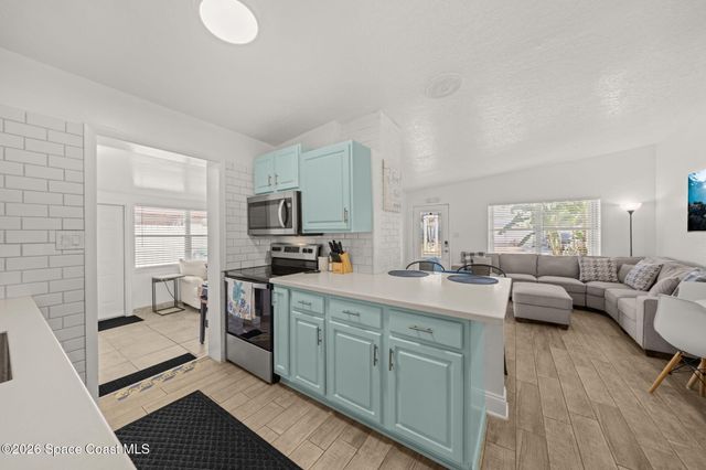 215 Jefferson Avenue, Cape Canaveral, FL 32920