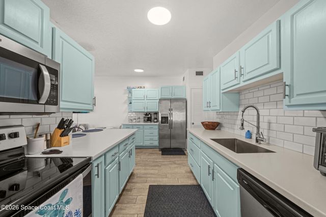 215 Jefferson Avenue, Cape Canaveral, FL 32920