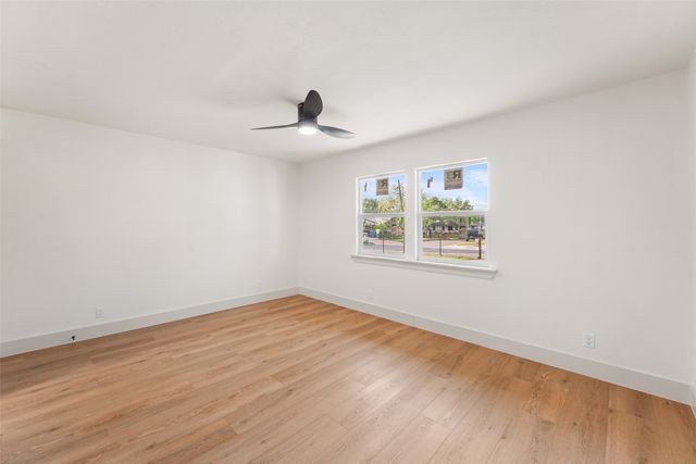 9404 Glengreen Drive, Dallas, TX 75217