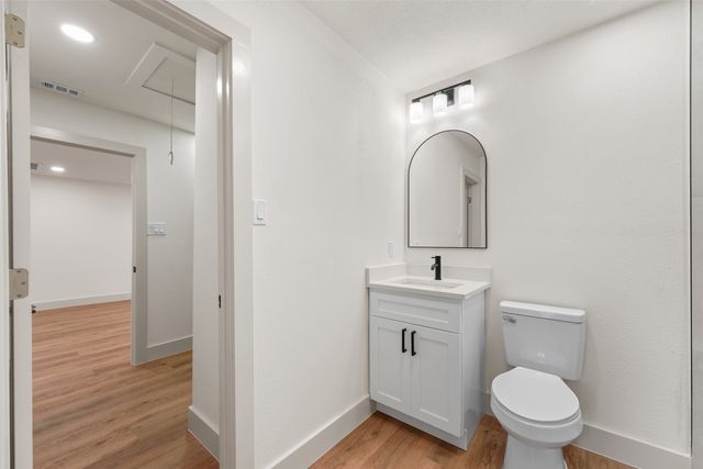 9404 Glengreen Drive, Dallas, TX 75217