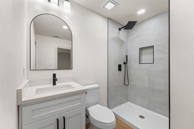 9404 Glengreen Drive, Dallas, TX 75217