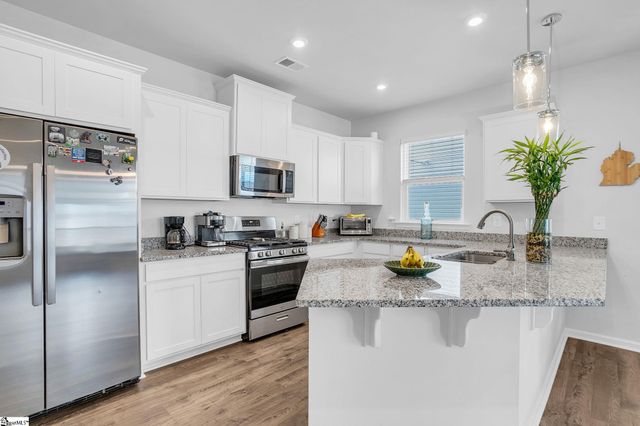 403 Poinsett Bridge Way, Greenville, SC 29607