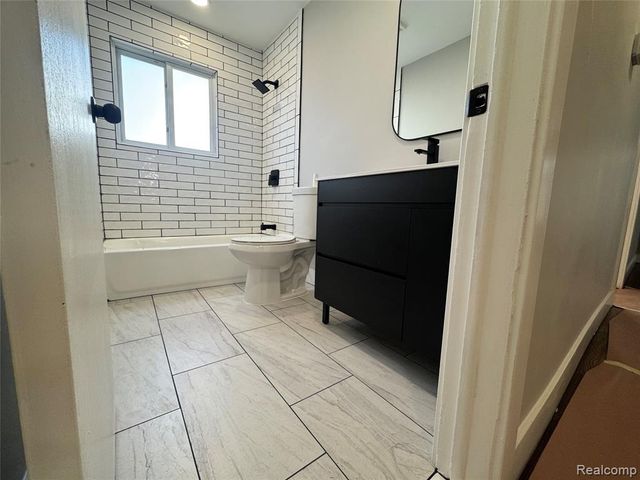 12107 Centralia, Redford, MI 48239