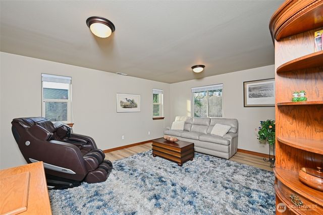 10763 Armada Avenue NW, Silverdale, WA 98383