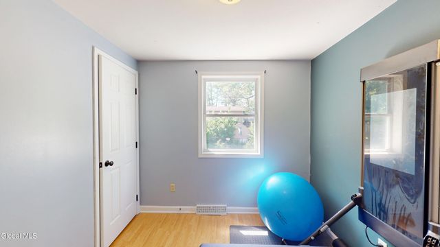 27 Ridge Road, Ravena, NY 12143