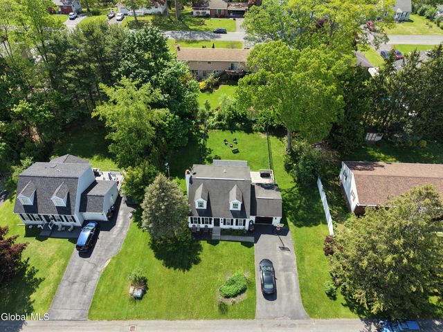 27 Ridge Road, Ravena, NY 12143