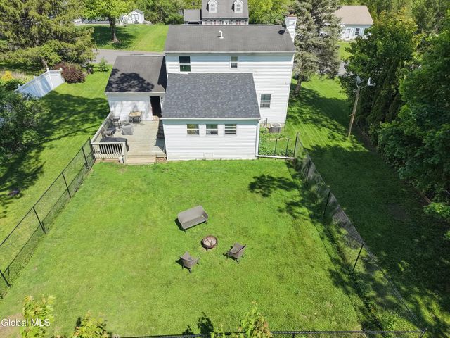 27 Ridge Road, Ravena, NY 12143
