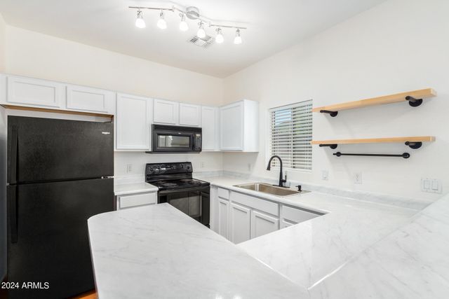 2024 S BALDWIN Street 127, Mesa, AZ 85209