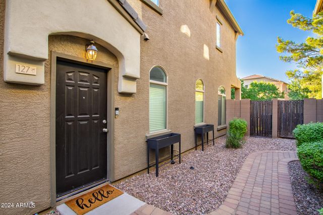2024 S BALDWIN Street 127, Mesa, AZ 85209