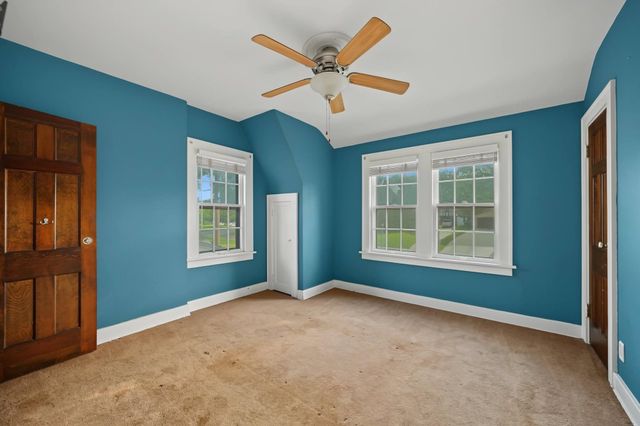 211 Greenway Rd., Salina, KS 67401