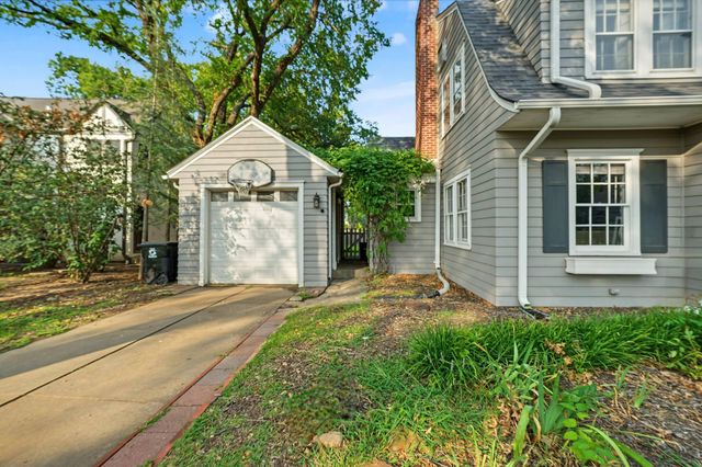 211 Greenway Rd., Salina, KS 67401