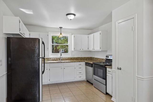 1910 Redbud Ct, Franklin, TN 37064