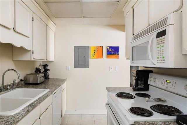 315 N Spruce Street 509, Winston-salem, NC 27101