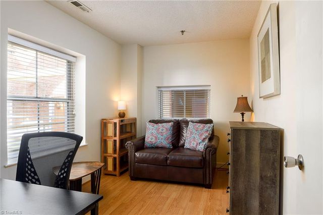 315 N Spruce Street 509, Winston-salem, NC 27101