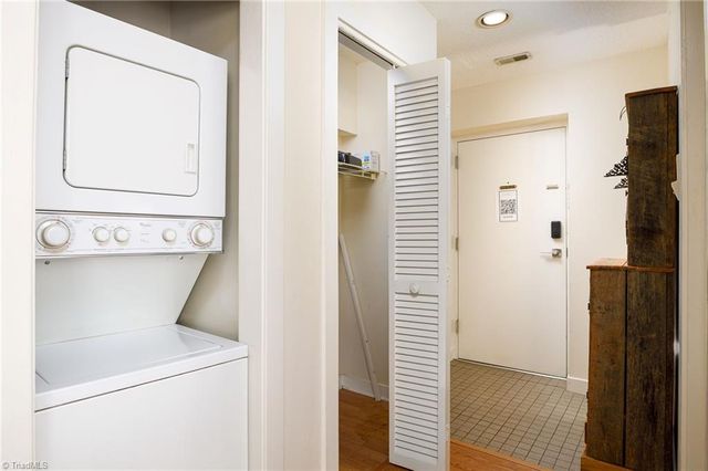 315 N Spruce Street 509, Winston-salem, NC 27101