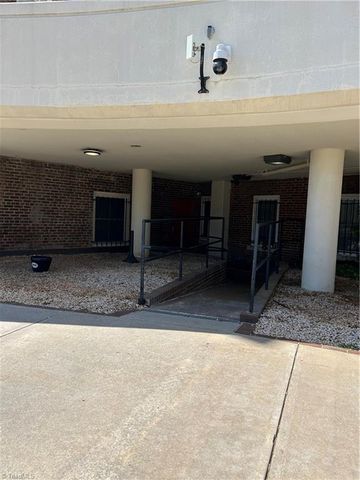 315 N Spruce Street 509, Winston-salem, NC 27101
