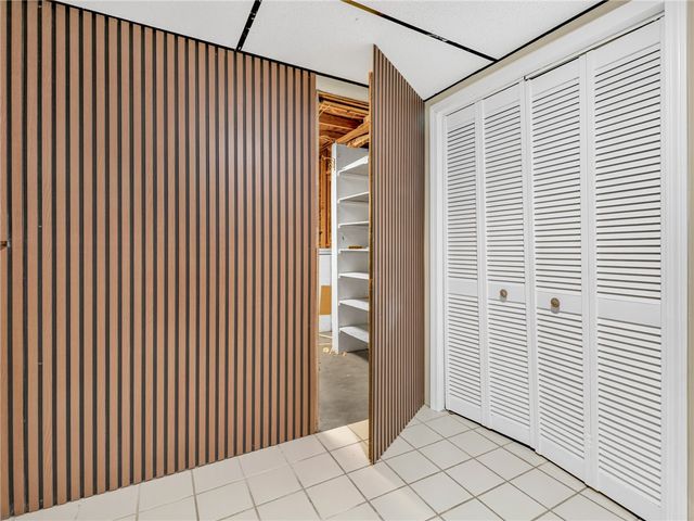 20 Killey Avenue, Warwick, RI 02889