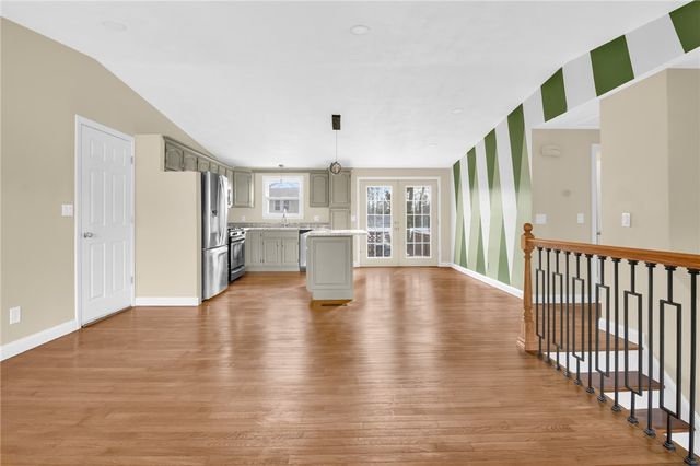 20 Killey Avenue, Warwick, RI 02889