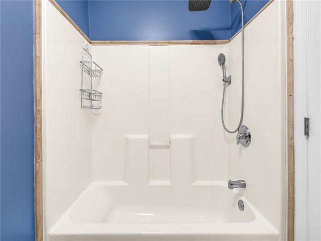 20 Killey Avenue, Warwick, RI 02889