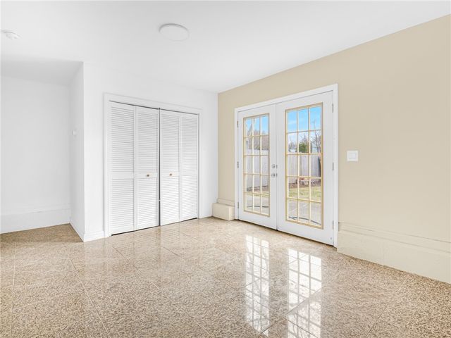 20 Killey Avenue, Warwick, RI 02889