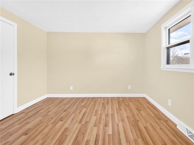 20 Killey Avenue, Warwick, RI 02889