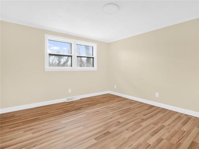 20 Killey Avenue, Warwick, RI 02889