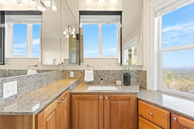 15438 Tarr Ditch Rd, Grass Valley, CA 95949