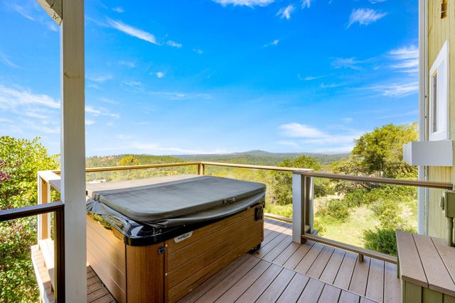 15438 Tarr Ditch Rd, Grass Valley, CA 95949