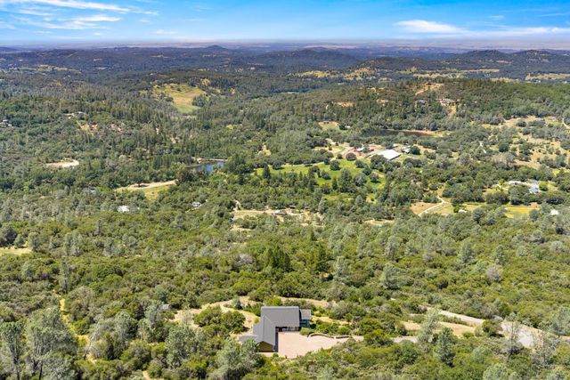 15438 Tarr Ditch Rd, Grass Valley, CA 95949