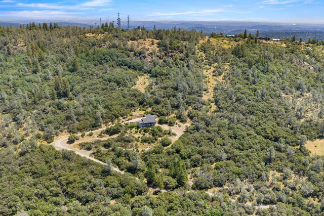 15438 Tarr Ditch Rd, Grass Valley, CA 95949