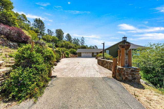 15438 Tarr Ditch Rd, Grass Valley, CA 95949