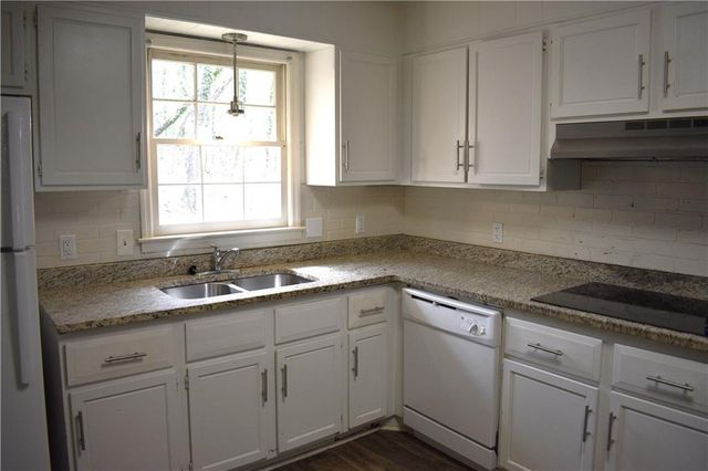 2576 Peyton Woods Trail SW, Atlanta, GA 30311