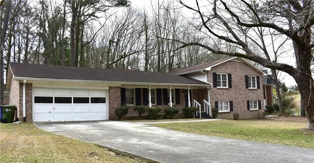 2576 Peyton Woods Trail SW, Atlanta, GA 30311