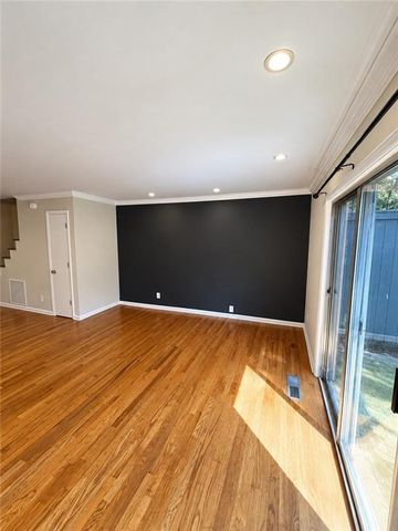 3501 Roswell Road 501, Atlanta, GA 30305