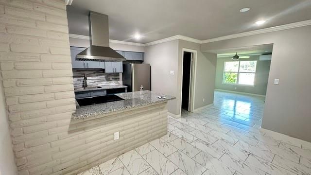 11943 Beechnut Street, Houston, TX 77072