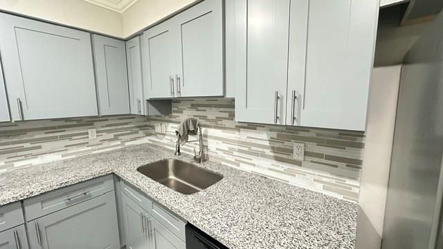 11943 Beechnut Street, Houston, TX 77072