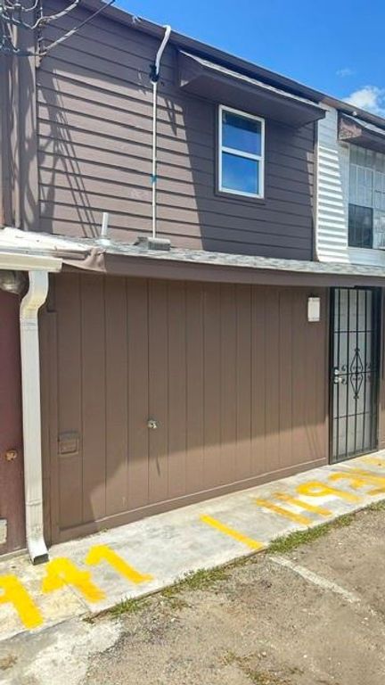 11943 Beechnut Street, Houston, TX 77072