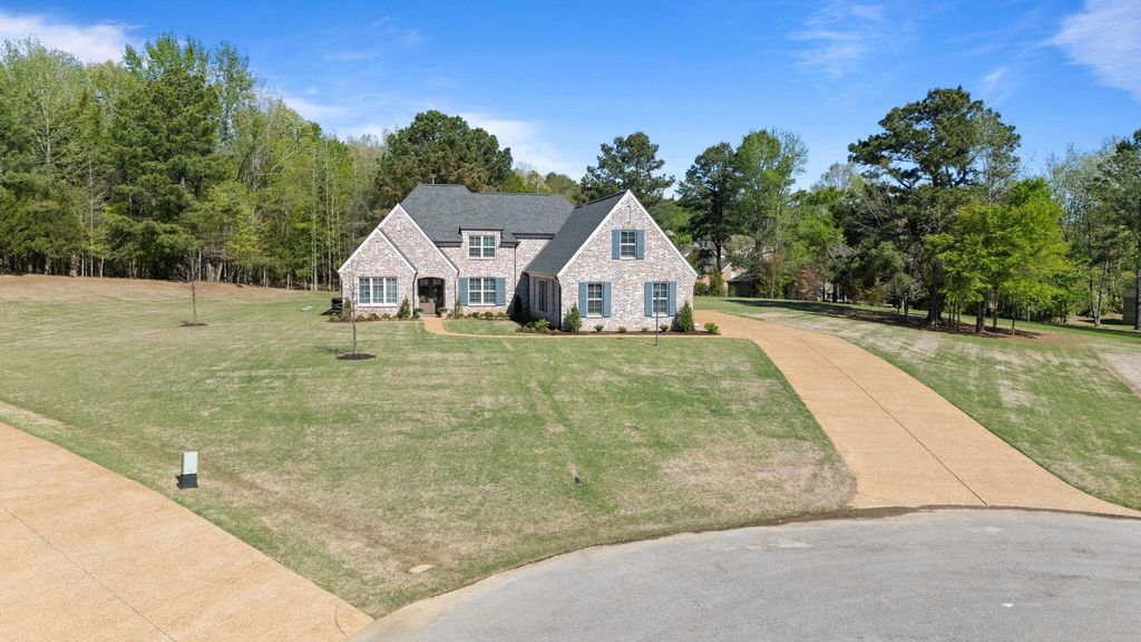 65 SANDBANK CV, Piperton, TN 38066