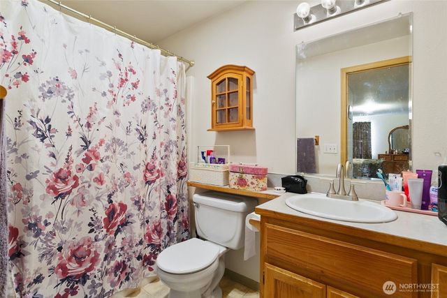 20121 12th Avenue E, Spanaway, WA 98387