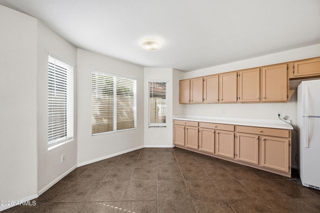 5011 W Kristal Way, Glendale, AZ 85308