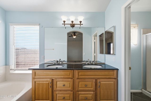 5011 W Kristal Way, Glendale, AZ 85308